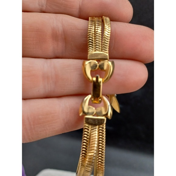 Vintage Monet Slide Mesh Bracelet Priscilla Gold Tone 7.5" Signed - Picture 4 of 8